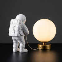 Lampe Lune Murale Astronaute Chambre Enfant – photo 3