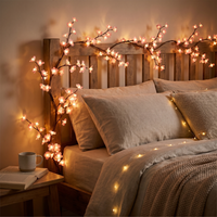 Lunaria Guirlande Cerisier LED USB - guirlande lumineuse LED en situation dans une chambre - ambiance féerique