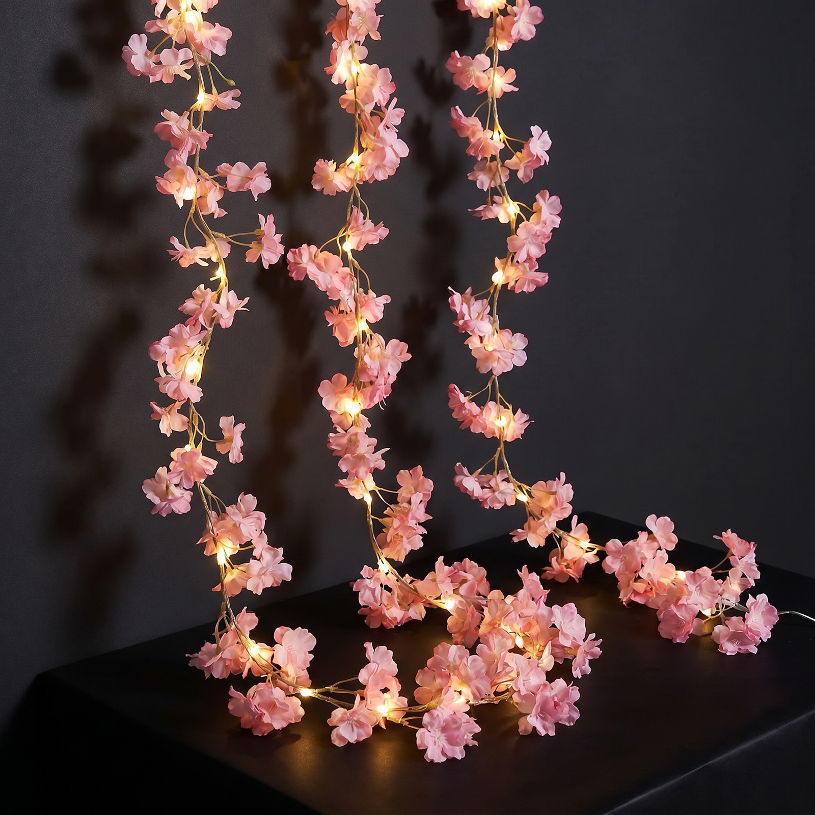 Lunaria Guirlande Cerisier LED Romantique - guirlande lumineuse LED - LED scintillantes - décoration intérieur LED